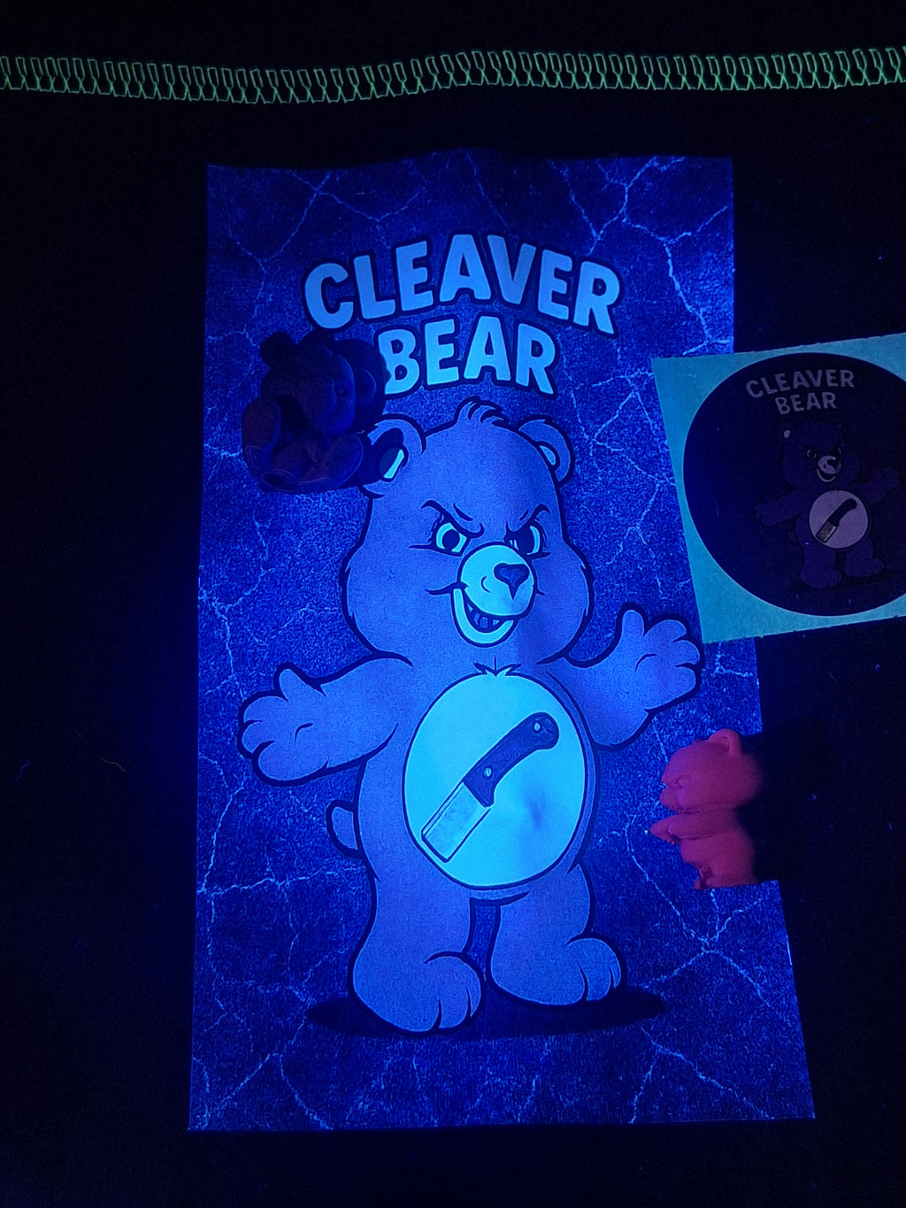 Hound Designs "Blade Bear" Glow Border EDC Hank with UV Beads