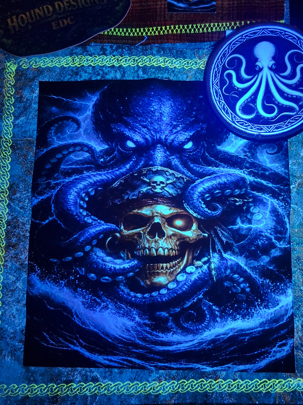 *Special* North Mountain Blade- First Production Run Atomic Glow Shipwreck Collectors box!