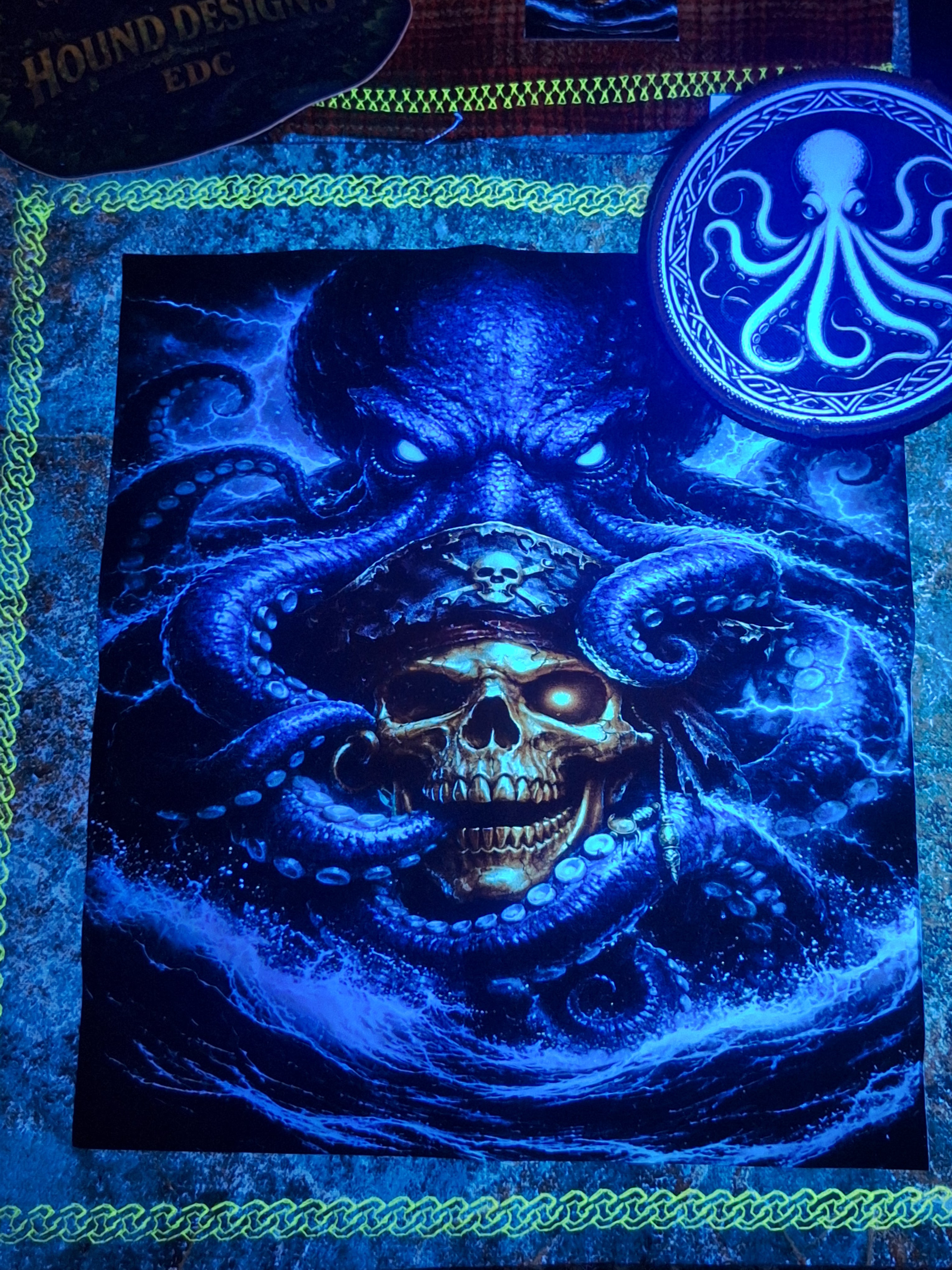 *Special* North Mountain Blade- First Production Run Atomic Glow Shipwreck Collectors box!